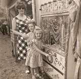Melody and Wendy Harding with their mother