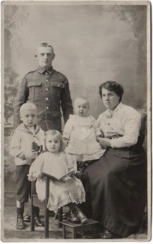 Arthur Dalby with wife and children